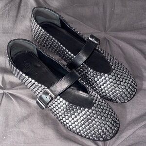SCHUTZ Metallic Silver Textured Flats
